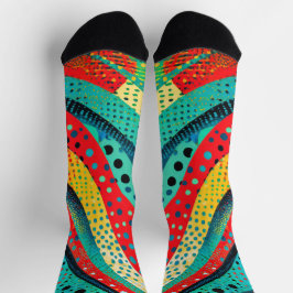 Levendige kleuren en patronen in krommende vormen sokken