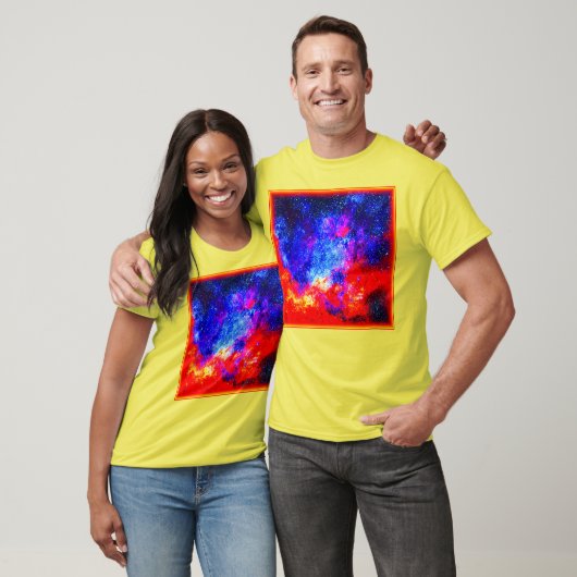 Levendige kleuren van Nebulae. Bestel nu T-shirt (Unisex)