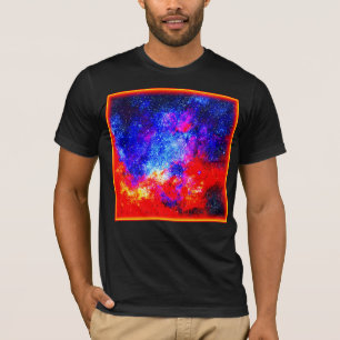 Levendige kleuren van Nebulae. Bestel nu T-shirt