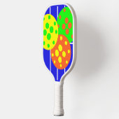 Levendige kleuren van pickleballs & court paddle. pickleball paddle (Links)