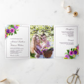 Levendige lente bloemenboeket foto bruiloft drieluik uitnodiging (Binnen)