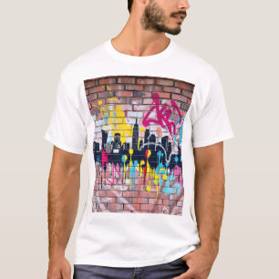 Levendige, met spuiten beschilderde skyline van de t-shirt