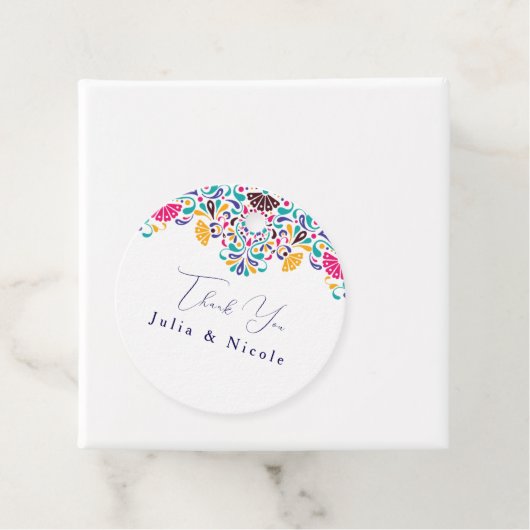 Levendige Mexicaanse Fiesta Style Rainbow Wedding Bedankjes Labels (In situ)