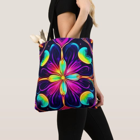 Levendige Neon Bloem Mandala Kunst Tote Bag (Dichtbij)