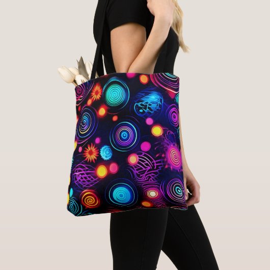 Levendige Neon Spiral en Dot Art Tote Bag (Dichtbij)