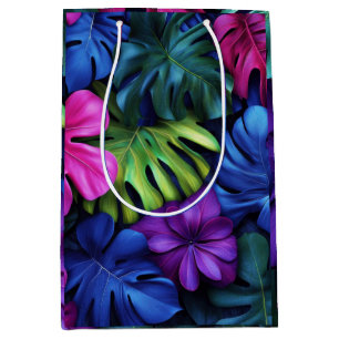 Levendige neon tropische Monstera-bladeren achterg Medium Cadeauzakje
