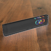 Levendige oneindigheid met een zwarte regenboogvli naambordje (Zijkant)