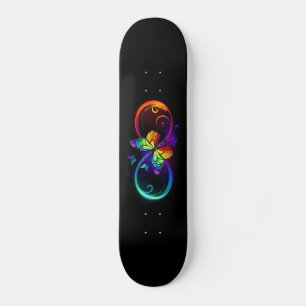 Levendige oneindigheid met een zwarte regenboogvli persoonlijk skateboard