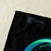 Levendige oneindigheid met een zwarte regenboogvli strandlaken (In situ)