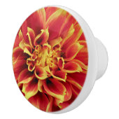 Levendige Oranje Dahlia Closeup Ladeknop Keramische Knop (Rechts)