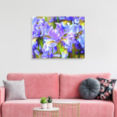 Levendige Paarse Irises in mei Canvas Afdruk (Insitu (Woonkamer))