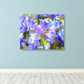 Levendige Paarse Irises in mei Canvas Afdruk (Insitu (Houten vloer))