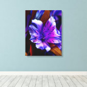 Levendige Paarse Tiger Lily Art Wrapped Canvas Afdruk (Insitu (Houten vloer))