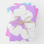 Levendige pasta-kleuren met een groot wit hart inpakpapier vel (In situ)