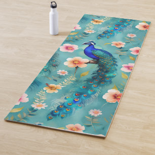 Levendige pauw met veren en weelderige bloemen yogamat