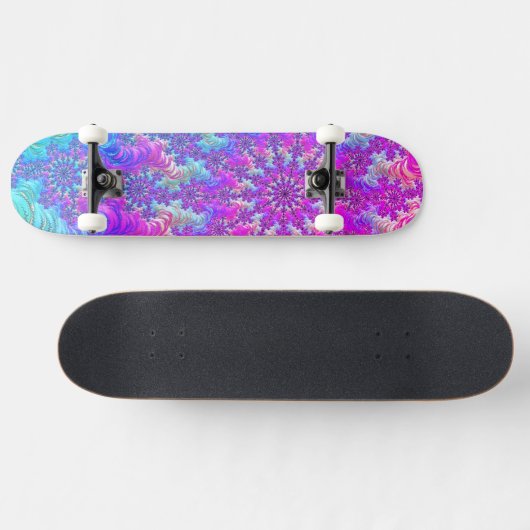 Levendige psychedelische kleurrijke groovy fractal persoonlijk skateboard (Horizontaal)