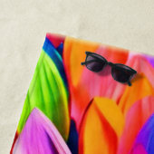 Levendige Regenboog Bloem Abstract Strandlaken (In situ)