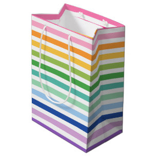 Levendige regenboogstreep met gedurfde kleuren medium cadeauzakje