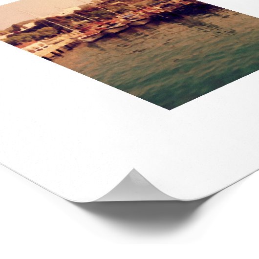 Levendige retro koraal zonsondergang Bodrum haven Poster (Hoek)