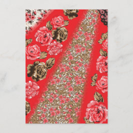 Levendige rode stof met ingewikkelde bloemen en informatiekaartje