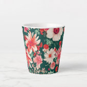 Levendige roze-rode en delicate witte bloemen latte mok (Voorkant)