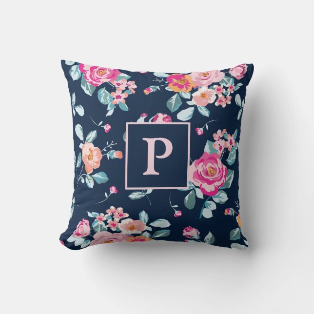 Levendige Roze Rozen Bloempatroon Monogram Kussen (Voorkant)