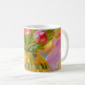 Levendige roze tulpen in gouden vaas koffiemok (Voorkant rechts)