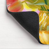 Levendige roze tulpen in gouden vaas muismat (Hoek)