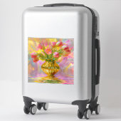 Levendige Roze Tulpen in Gouden Vaas Sticker (Koffer)