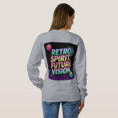 Levendige typografie "Retro Spirit, Future Vision" Trui (Achterkant volledig)