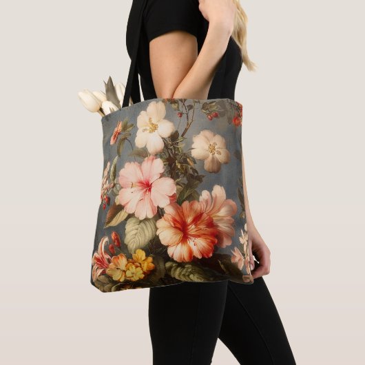 Levendige Vintage Bloemstuk Tote Bag (Dichtbij)