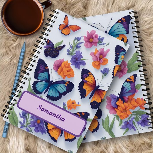 Levendige vlinders en bloemen notitieboek