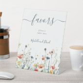 Levendige Wildflower Wedding Favorieten Reclamebord Met Voetstuk (Insitu)