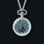 Levendige Yorkshire Terrier Splash Art Horloge<br><div class="desc">Dit in het oog springende ontwerp toont een charmante Yorkshire Terrier tegen gewaagde spatten van kleur, die de speelse geest van dit geliefde ras vastlegt. Ideaal voor hondenliefhebbers, vooral Yorkie-liefhebbers, die een modern en levendig statement willen. Ideaal voor kleding, interieur en accessoires om de lieve en stijlvolle natuur van een...</div>