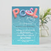 Levendige Zomer Pool Party Blauwe Uitnodiging (Staand voorkant)