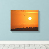 Levendige zonsondergang canvas afdruk (Insitu (Houten vloer))