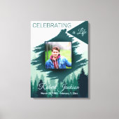 Levengedenkwaardig groene pijnbomenbos foto canvas afdruk (Voorkant)