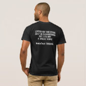 LEVENS OP DE RAND T-SHIRT (Achterkant volledig)