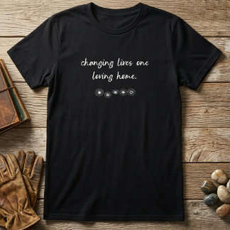 Levens veranderen met bloemschikken voor een liefd t-shirt