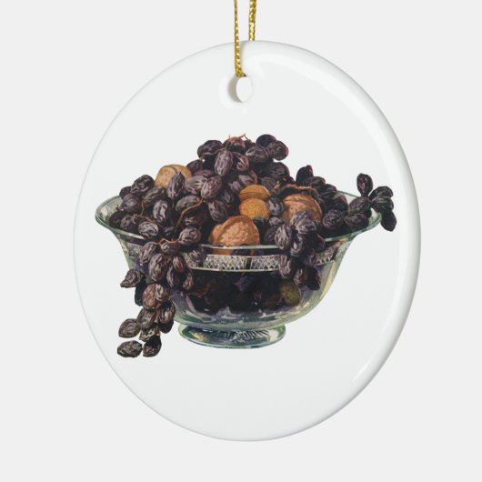  levensmiddelen, noten en amandelen, vruchten en n keramisch ornament (Links)