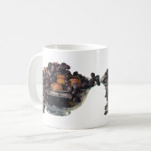 levensmiddelen, noten en amandelen, vruchten en n koffiemok (Voorkant links)