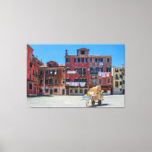 Levering dozen in Venetië Canvas Afdruk (Voorkant)