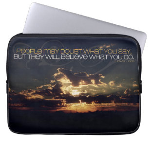 Lewis Cass "Twijfel" Inspirerend quote Laptop Sleeve