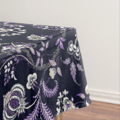 Lewis Day's "Oma" Antiek Bloemen Tafelkleed (Voorbeeld)