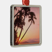 Lewolin Village, Illi Api Island, Selat Boleng Metalen Ornament (Rechts)