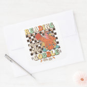 Lezen doet me kibbelen met Joy Thanksgiving Cool Vierkante Sticker (Envelop)
