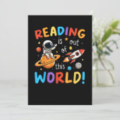 Lezen is uit deze wereld kaart (Staand voorkant)