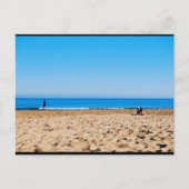 Lezen op het zandstrand briefkaart (Voorkant)