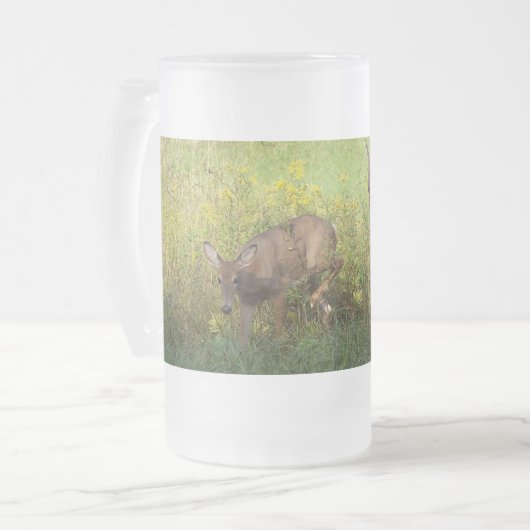 Lezen van bergen Deer - Gepersonaliseerd Matglas Bierpul (Voorkant links)