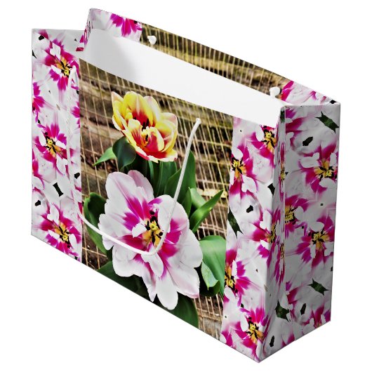 LG Geschenkzak Roze/Gele Tulpen Groot Cadeauzakje (Voorkant Gekanteld)